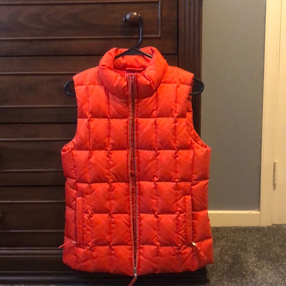 Ladies size small orange Gap vest